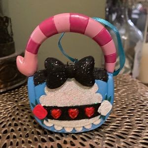 Walt Disney World Alice in wonderland ornament ✨🎄